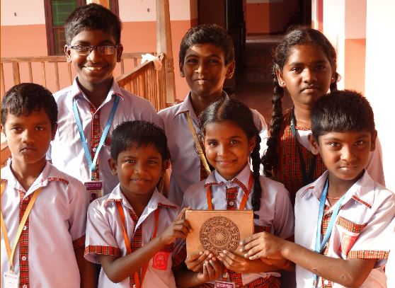  CONCOURS DE DESSIN  (Mala India )