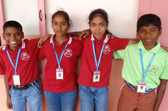 ECHECS …ET MATHS  (Mala India )