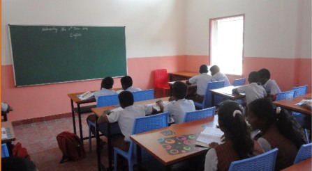  L'école s'éveille  (Mala India )
