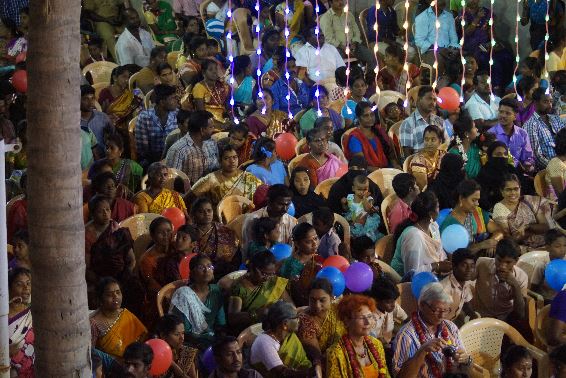  LA 'GRAND INAUGURATION' DE LA GANDHIJI SCHOOL - 2 (Mala India )