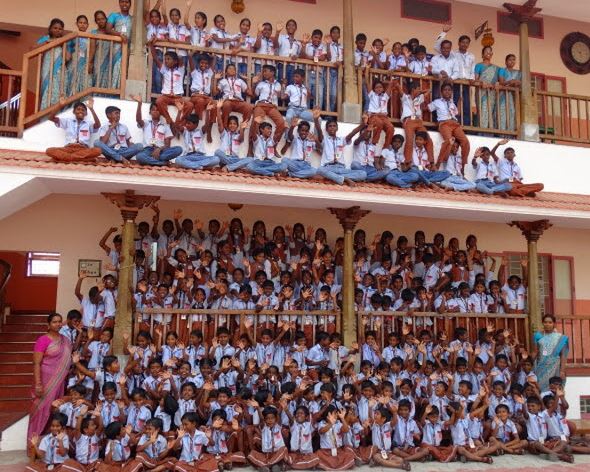  PHOTOS DE CLASSE (Mala India )