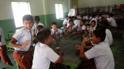  La rentrée à la G.S. c'était jeudi dernier (Mala India )