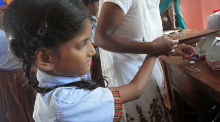  TEST SANGUIN (suite de la visite médicale) (Mala India )