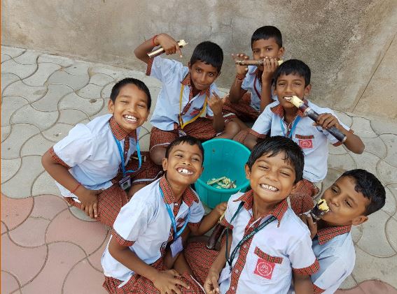  JOURNEES SPORTIVES... ET RESULTATS DES EXAMENS (Mala India )