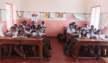  EN CLASSE ON TRAVAILLE, DON'T DISTURB PLEASE !  (Mala India )