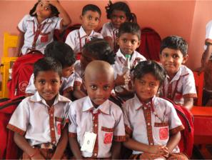  EN CLASSE ON TRAVAILLE, DON'T DISTURB PLEASE !  (Mala India )