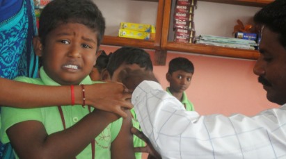  'Quand on entend plus les enfants c'est qu'ils font des bêtises…' ? (Mala India )