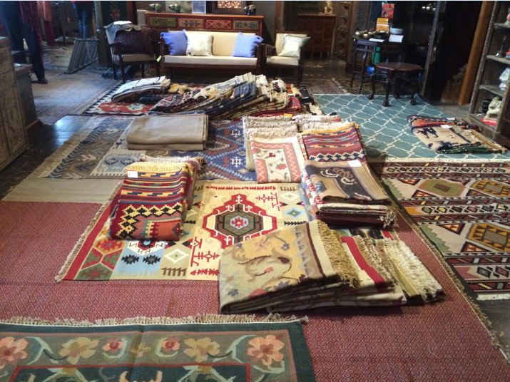  Grand choix de tapis (Mala India )